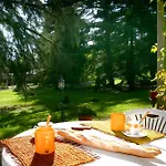 Le Parc A Parking Prive Apartmán